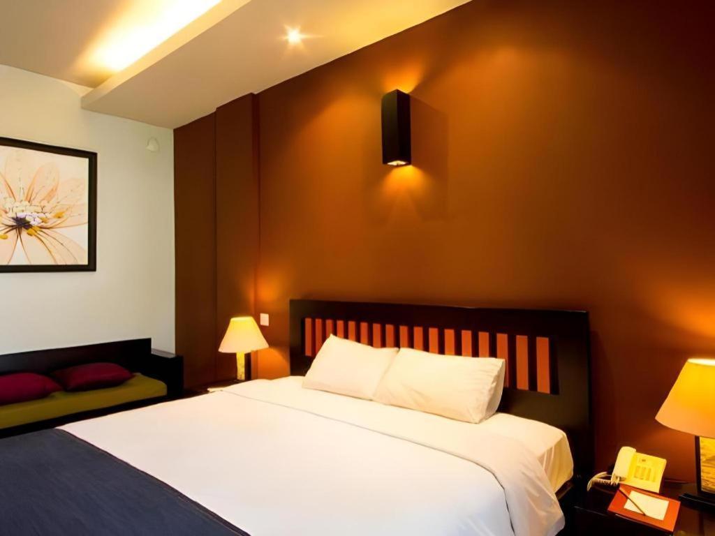 Eclipse Hotel Prawirotaman Джок'якарта Екстер'єр фото